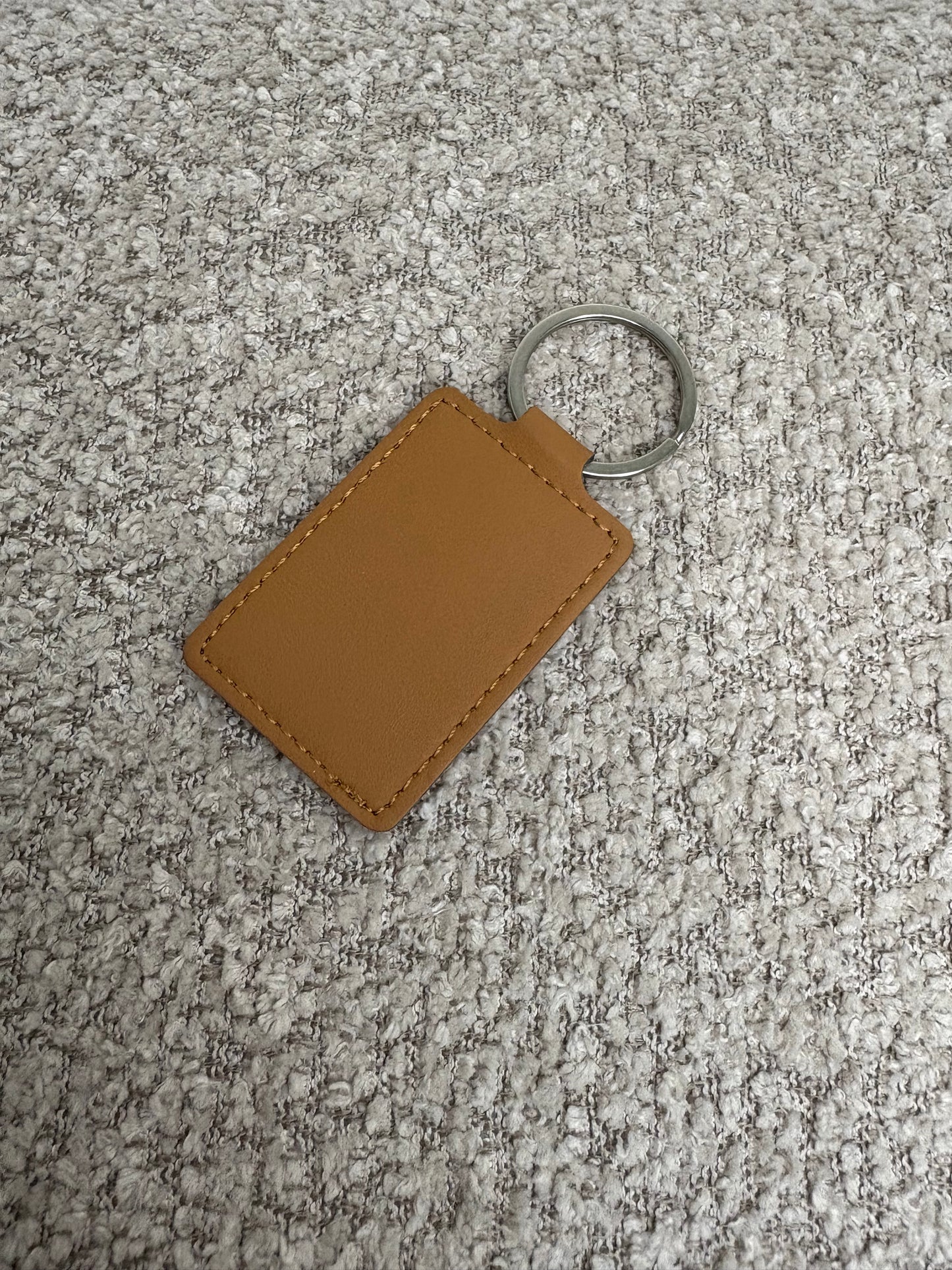 Porte clé en simili cuir Vierge
